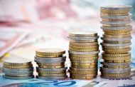 Τα έκτακτα μέτρα στήριξης που ανακοίνωσε η κυβέρνηση για επιδόματα και βενζίνη