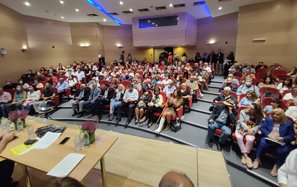 Πλήθος κόσμου στην παρουσίαση του βιβλίου για τον λήσταρχο Χωσάδα