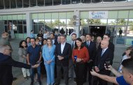Ο Κυριάκος Μητσοτάκης και η Νίκη Κεραμέως επισκέφτηκαν σήμερα το νέο ΚΕΠΑ στο Γαλάτσι