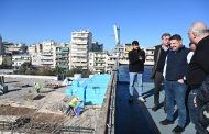 Ο Περιφερειάρχης Αττικής Νίκος Χαρδαλιάς πραγματοποίησε αυτοψία στα έργα ενεργειακής αναβάθμισης των σχολείων της Γκράβας